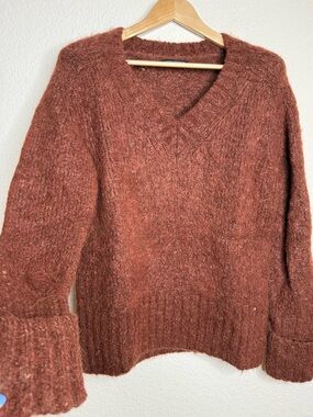 Banana Republic Italian Yarn Alpaca Sweater Rust V-Neck Size S Elevated Basic